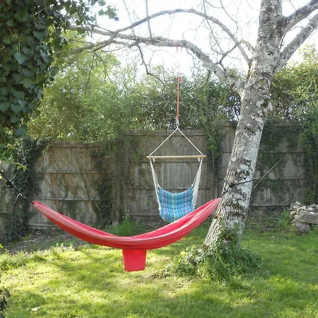 Noir Et D'hotes 住宿加早餐酒店 Genouille (Vienne)