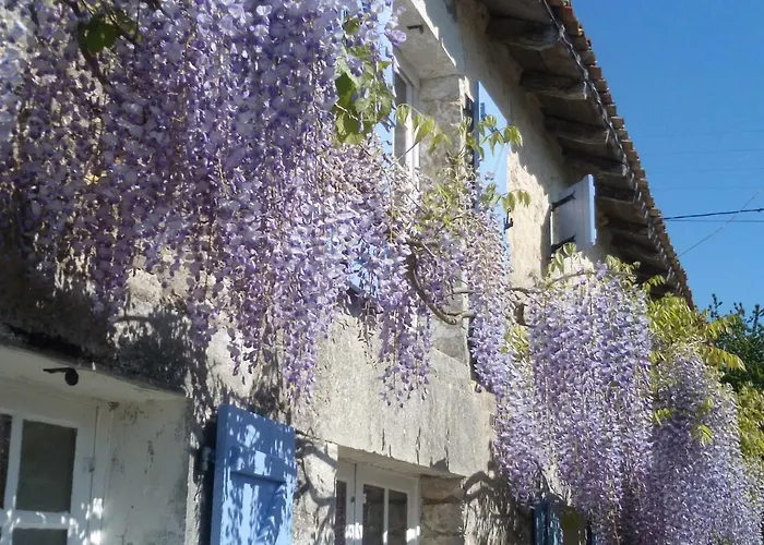 Noir Et D'hotes Couette-café
